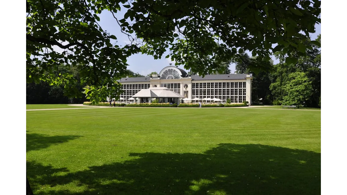 <p>Listed Building Orangeries: A Delicate Dance with Heritage</p>