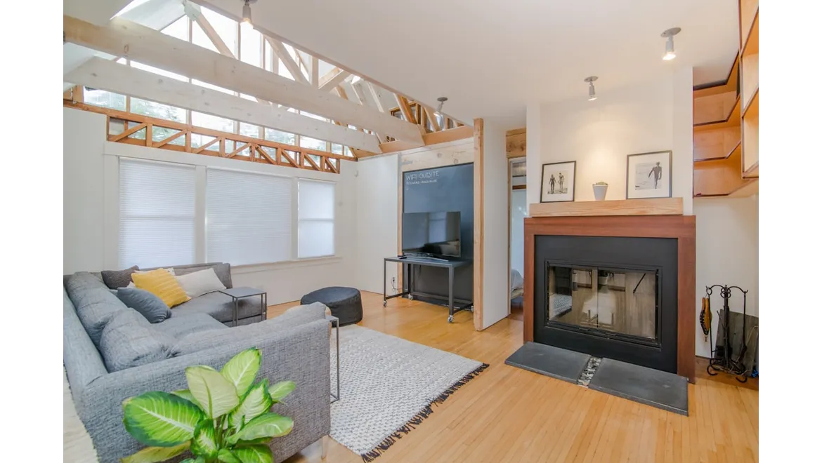 <p>Crafting an Ergonomic Haven: My Multi-Generational Home Journey</p>