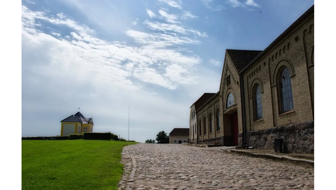 <p>Orangeries and Outbuildings in a Listed World: My Listed Building Consent Journey</p>