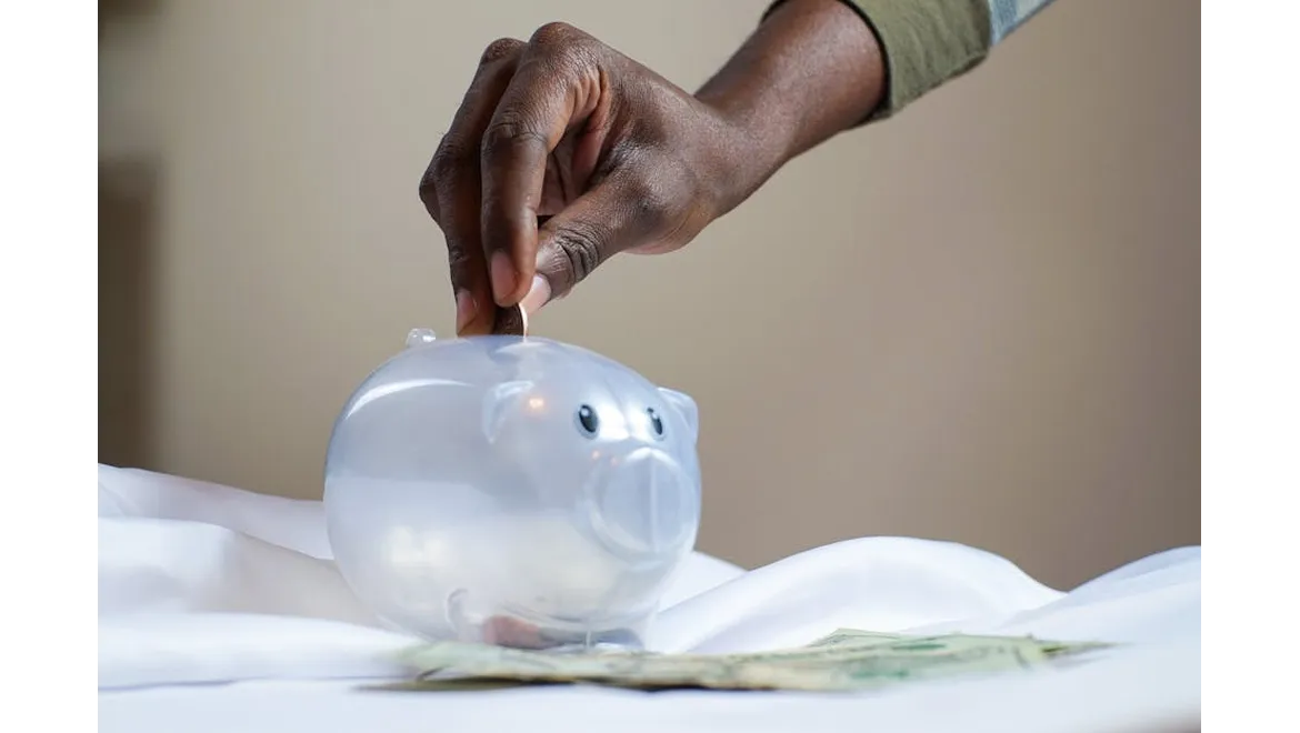 <p>Dazzle on a Dime: Budget Party Decor Secrets!</p>