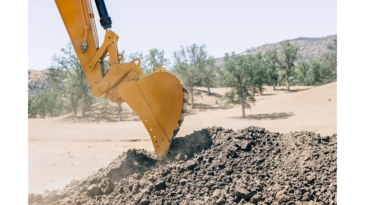 <p>Orangery Foundations: Digging Deep for Success!</p>